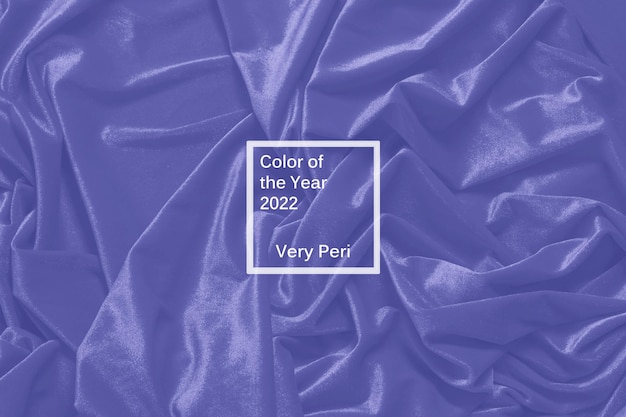 Fond de velours côtelé violer avec plis, couleur de l'année 2022