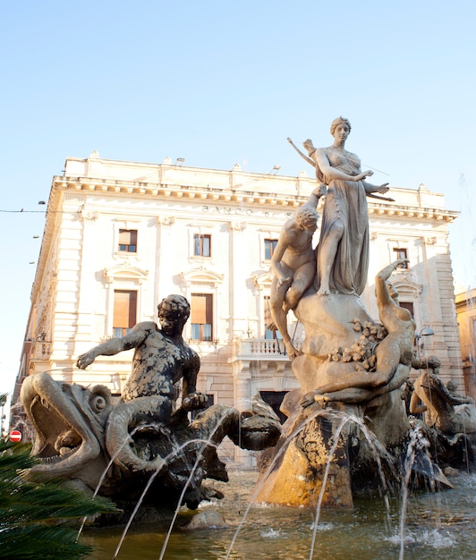 Fontaine Artemide à Syracuse