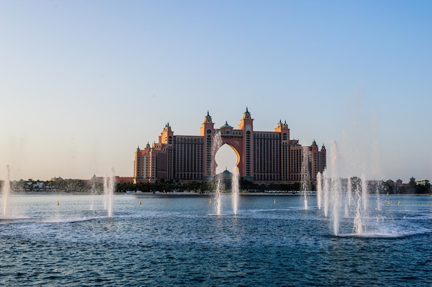 La Fontaine De La Pointe De Dubaï à Palm Jumeirah Confirmée Comme La Plus Grande Du Monde