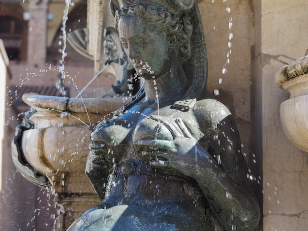Fontana del Nettuno (fontaine de Neptune) à Bologne