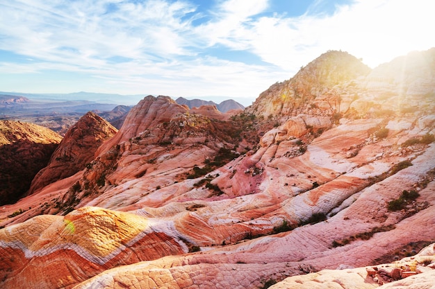 Formations de grès dans l'Utah, aux États-Unis. Appartements Yant