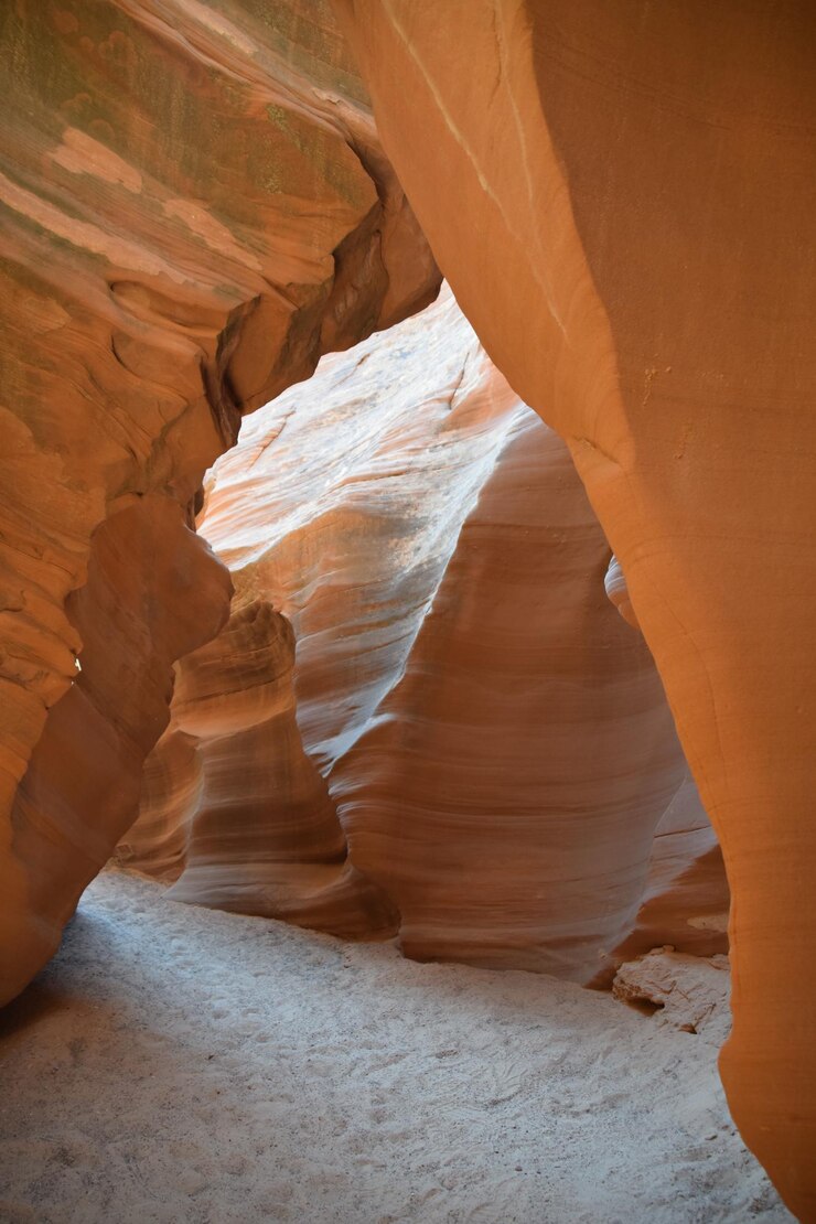 Photo formations rocheuses dans la grotte