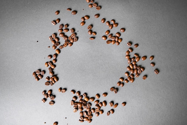 Forme de cercle rond à base de grains de café valentines