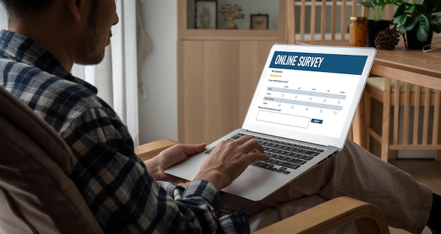 Formulaire d'enquête en ligne pour la collecte d'informations numériques à la mode