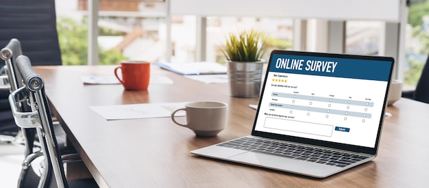 Formulaire d'enquête en ligne pour la collecte d'informations numériques à la mode