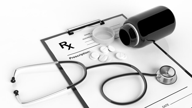 Formulaire de prescription vierge avec bouteille de pilules et stéthoscope isolé sur blanc