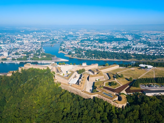 Photo forteresse ehrenbreitstein à coblence allemagne