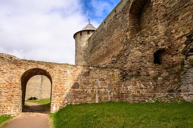 Forteresse d'Ivangorod Murs de la vieille forteresse Sites historiques Murs de la vieille forteresse