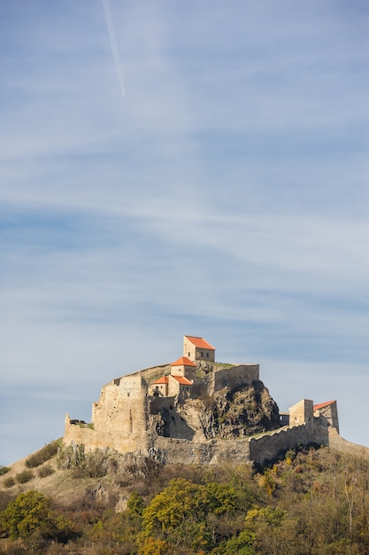 Photo forteresse médiévale de rupea en roumanie