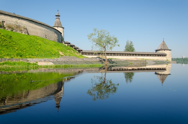 Forteresse russe près du lac