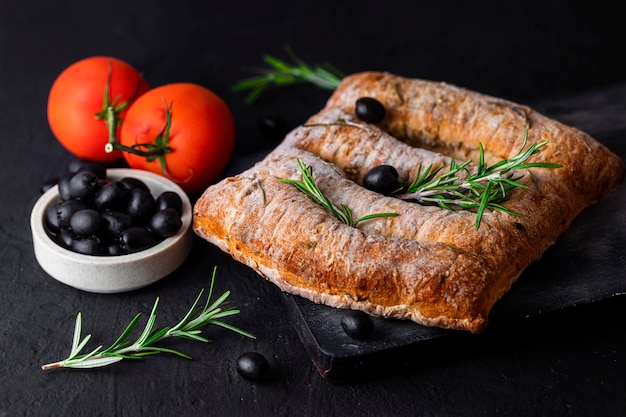 Fougasse aux Olives et Romarin - Pain