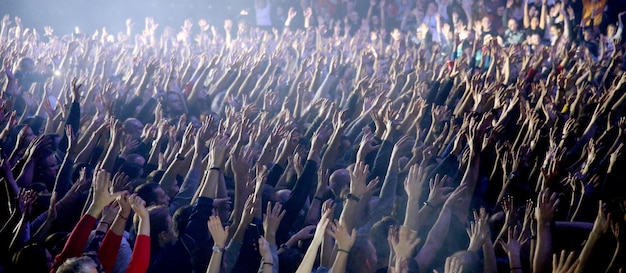 Photo la foule à un concert de musique