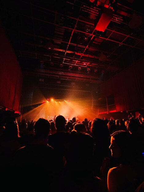 Photo la foule à un concert de musique