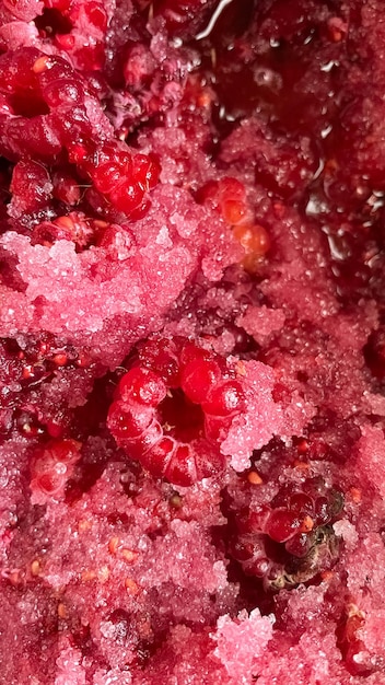 Framboises au sucre Préparation des framboises pour faire de la confiture