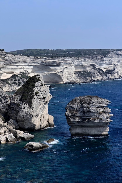 France Corse Bonifacio vue sur la côte rocheuse de Bonifacio