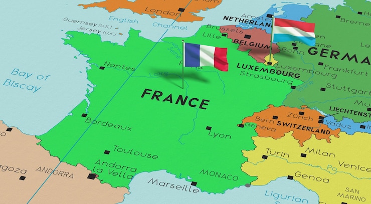 Photo la france et le luxembourg épinglent les drapeaux sur la carte politique illustration 3d