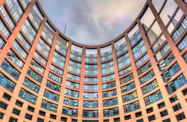 France Strasbourg 5 décembre 2017 Cour intérieure du bâtiment du Parlement européen