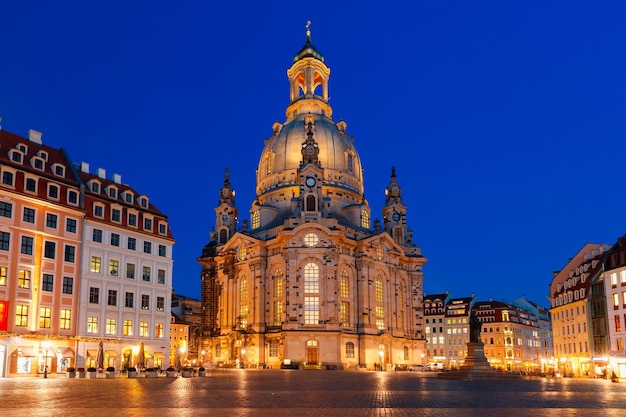 Frauenkirche la nuit à Dresde, Allemagne