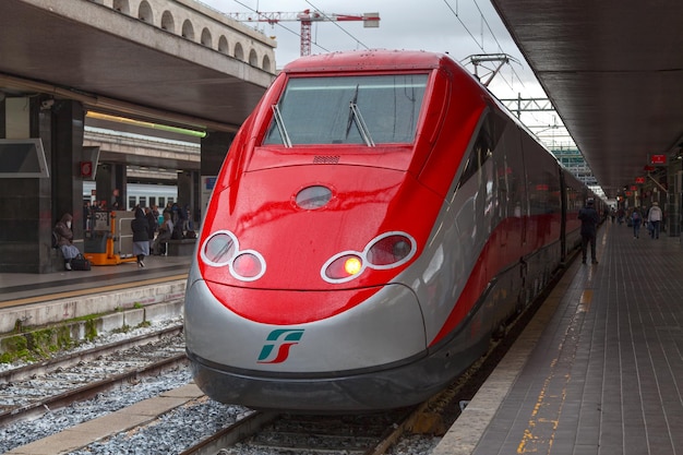 Une Frecciarossa à Roma Termini