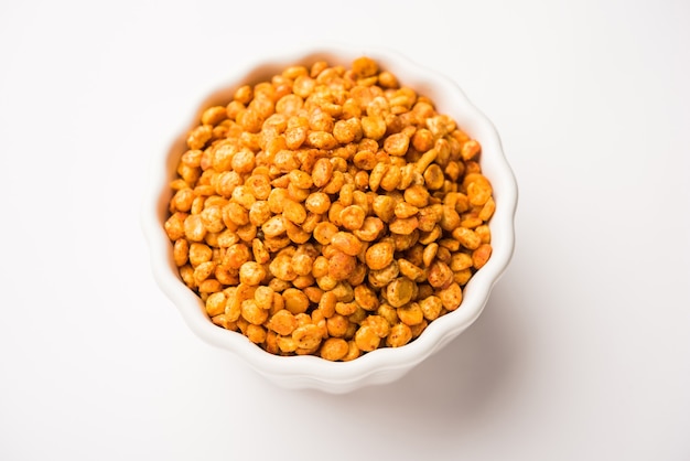 Fried And Spicy Chana Dal Masala Est Une Recette Populaire De Chakna. Servi Dans Un Bol. Mise Au Point Sélective