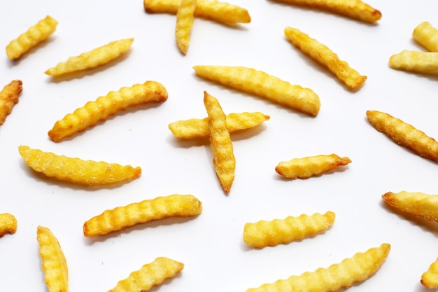 frites sur fond blanc.