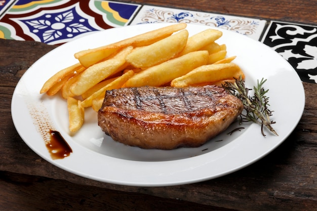 Frites avec picanha brésilien