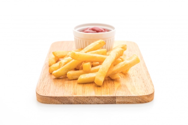 frites avec sauce tomate isolé