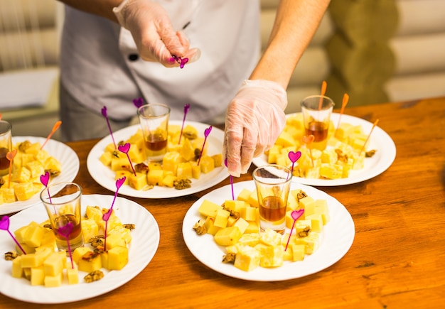 Fromage assorti sur une assiette