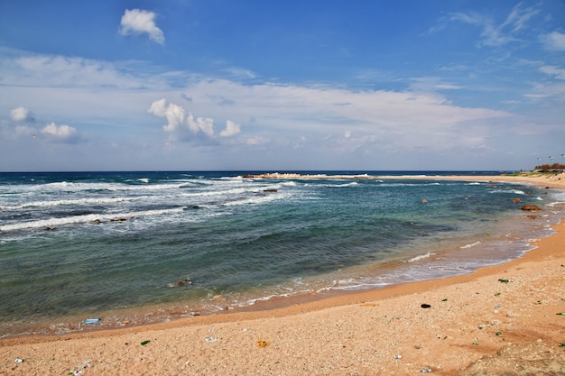 Le front de mer de Tyr, au Liban