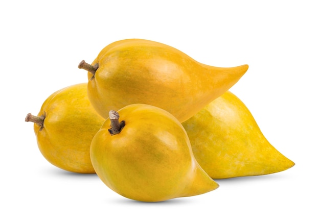 Photo fruit de canistel (fruit d'oeuf, tiesa, sapote jaune, canistelsapote, chesa, pouteria lucuma) isolé sur fond blanc