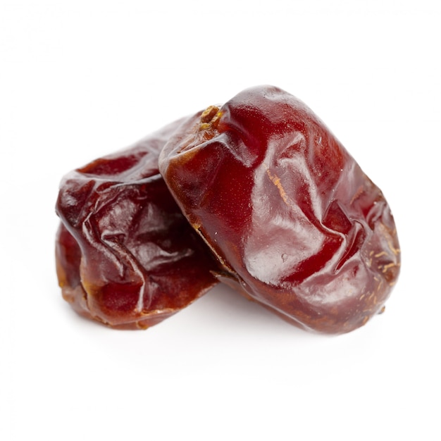 Fruit de date isolé sur blanc