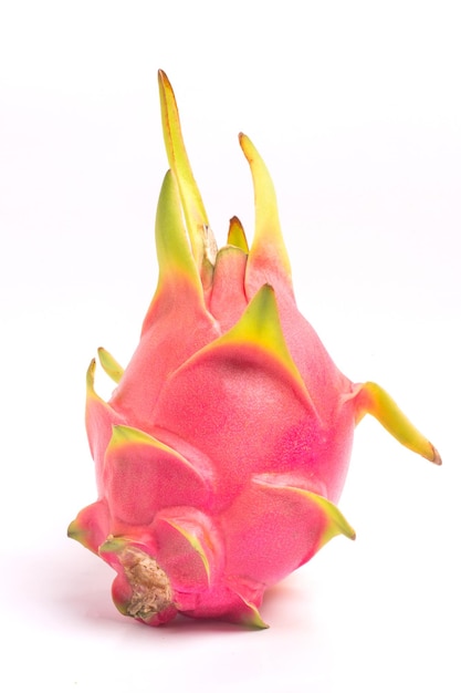 Photo fruit du dragon isolé sur fond blanc