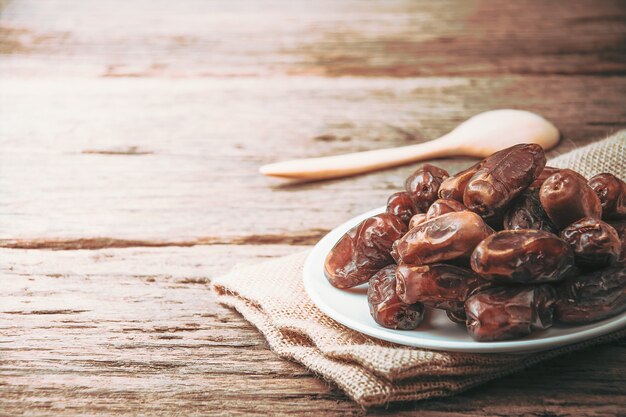 fruit du palmier dattier ou kurma, nourriture ramadan