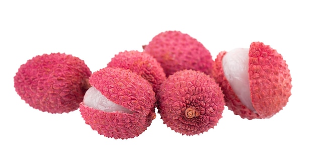 Fruit de litchi isolé sur fond blanc Fruits mûrs frais exotiques tropicaux Litchi chinensis Tracé de détourage