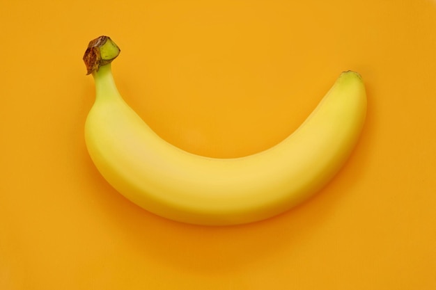 Un fruit nutritif pour le petit déjeuner de délicieuses bananes