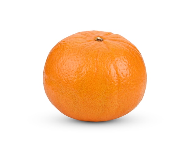 fruit orange sur fond blanc