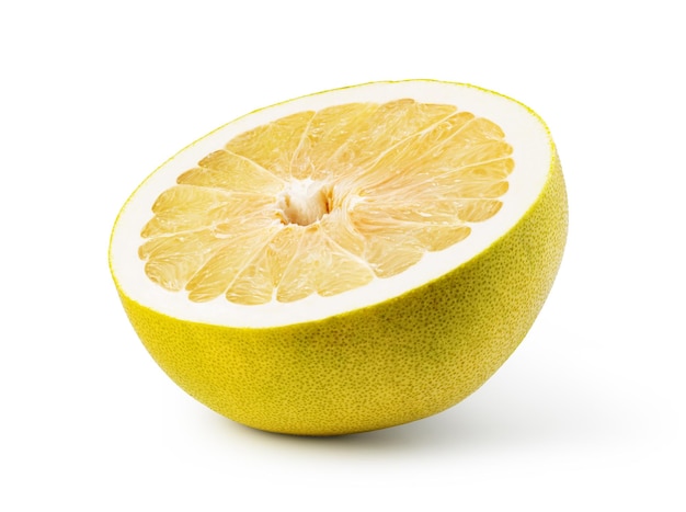 Fruit de pomelo sur fond blanc