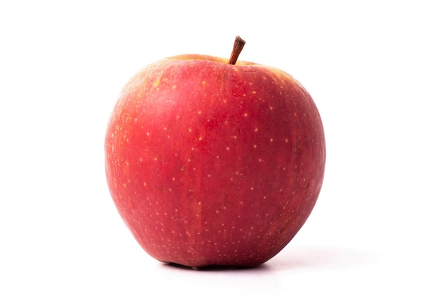 Fruit pomme isolé sur fond blanc