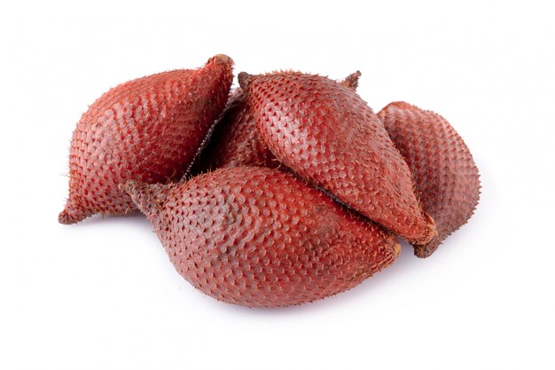 Fruit de serpent Salak isolé