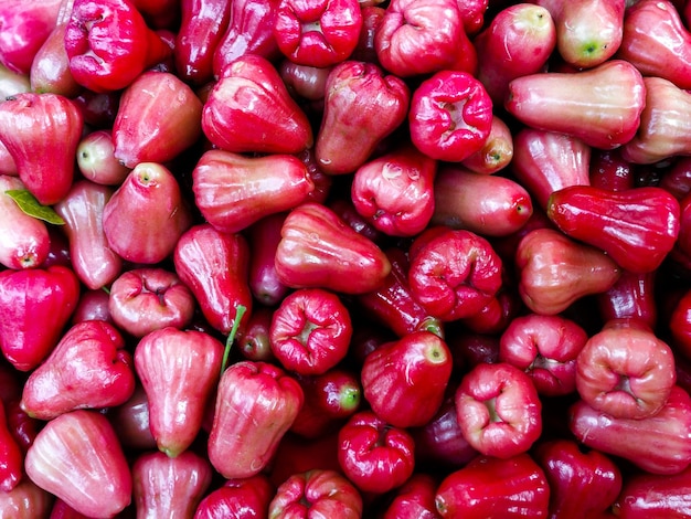 Fruits frais pomme rose fruit ou jambu airon affichage à vendre au marché