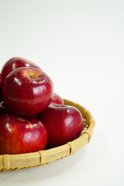 fruits et légumes biologiques pomme rouge fraîche