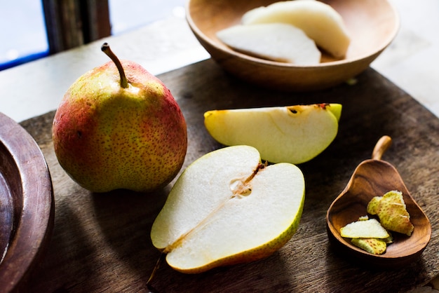 Fruits de poires fraîches