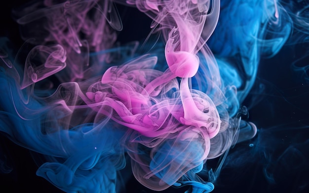 Une fumée rose et bleue est montrée dans cette image.
