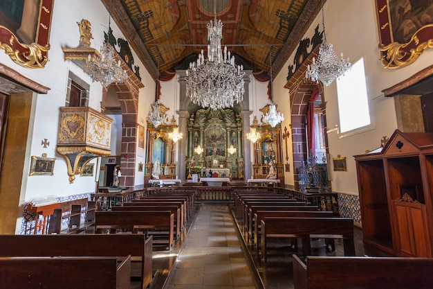 FUNCHAL, MADÈRE - 04 juillet : à l'intérieur de la cathédrale Notre-Dame de la Montagne le 04 juillet 2014 à Madère, Portugal.