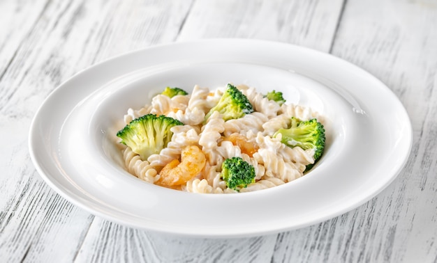 Fusilli au brocoli et aux crevettes