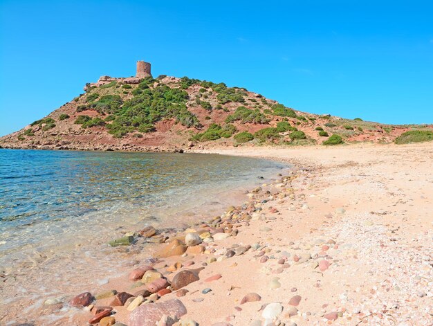 Galets et sable de la plage de Porticciolo Sardaigne