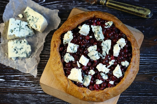 Galette maison aux canneberges et fromage bleu