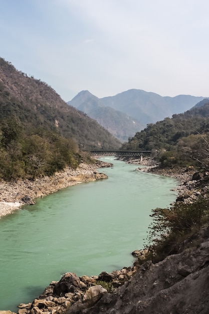 Gange près de Rishikesh Uttarkhand Inde