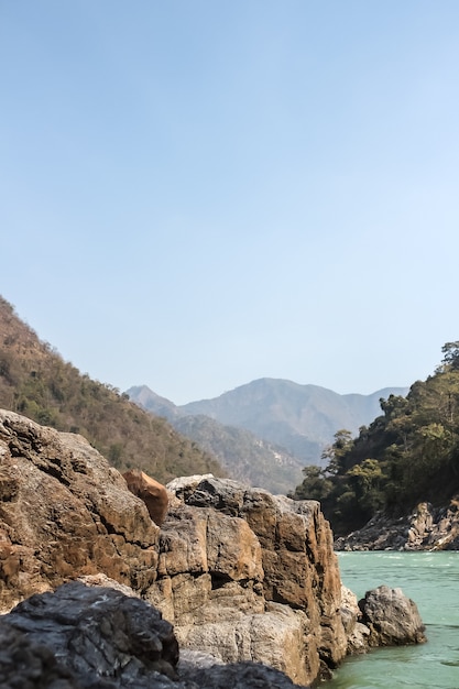 Gange près de Rishikesh Uttarkhand Inde