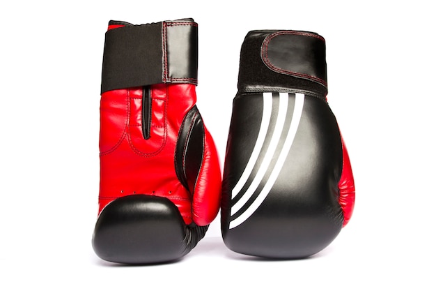 Gants de boxe rouges